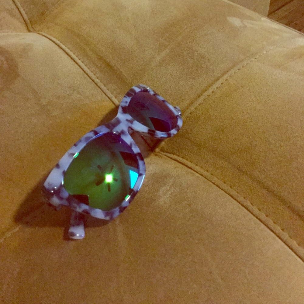 Banana Republic Tortoise sunglasses